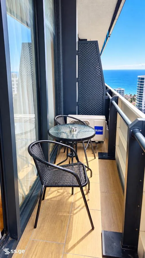 2 room Flat For Sale. Batumi · 11/11