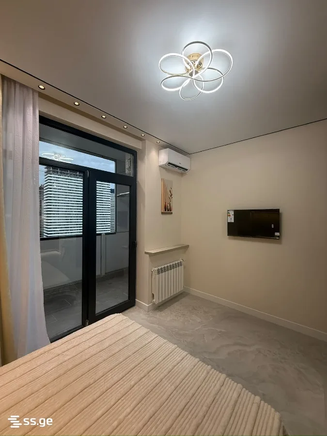 2 room Flat For Sale. Batumi · 2/12
