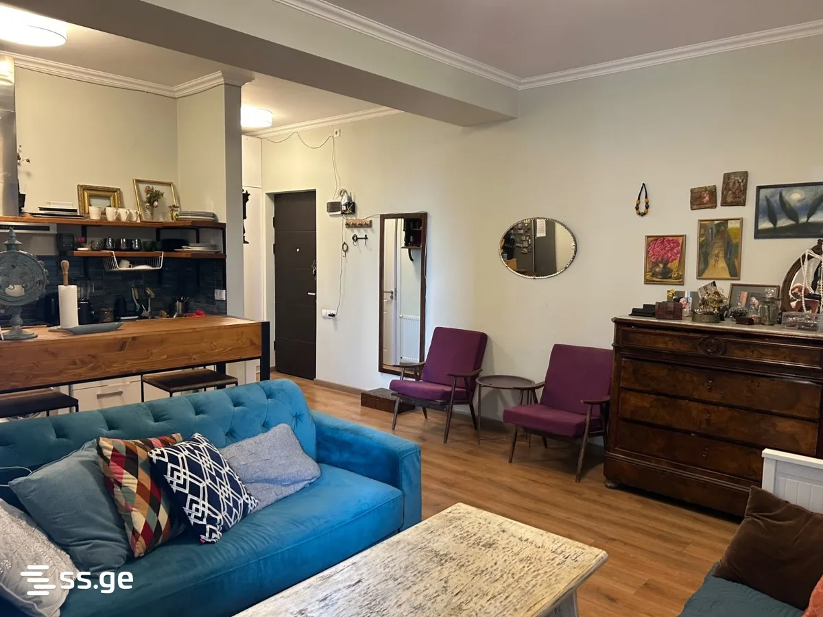 2 room Flat For Sale. Saburtalo · 4/11