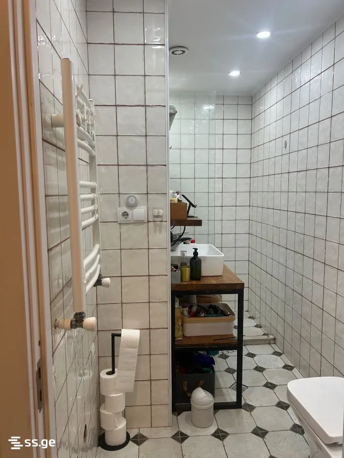 2 room Flat For Sale. Saburtalo · 7/11