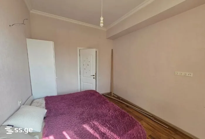 3 room Flat For Sale. Saburtalo · 8/12