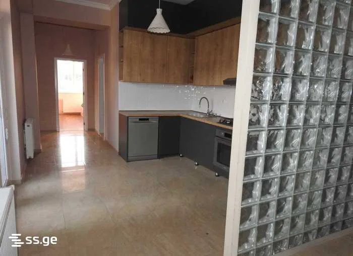 3 room Flat For Sale. Saburtalo · 11/12