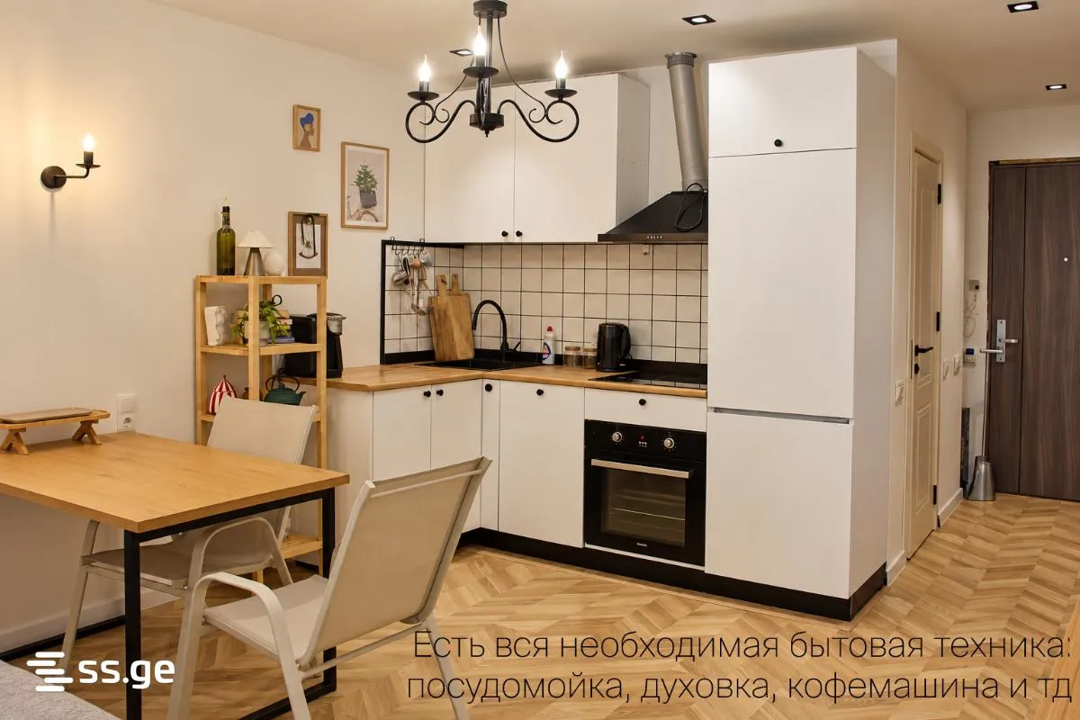 2 room Flat For Sale. Batumi · 4