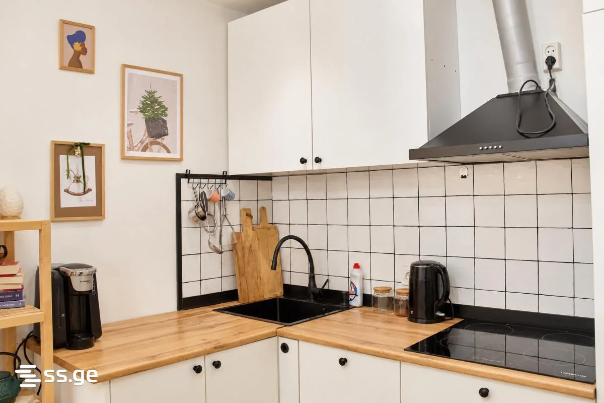 2 room Flat For Sale. Batumi · 9/12
