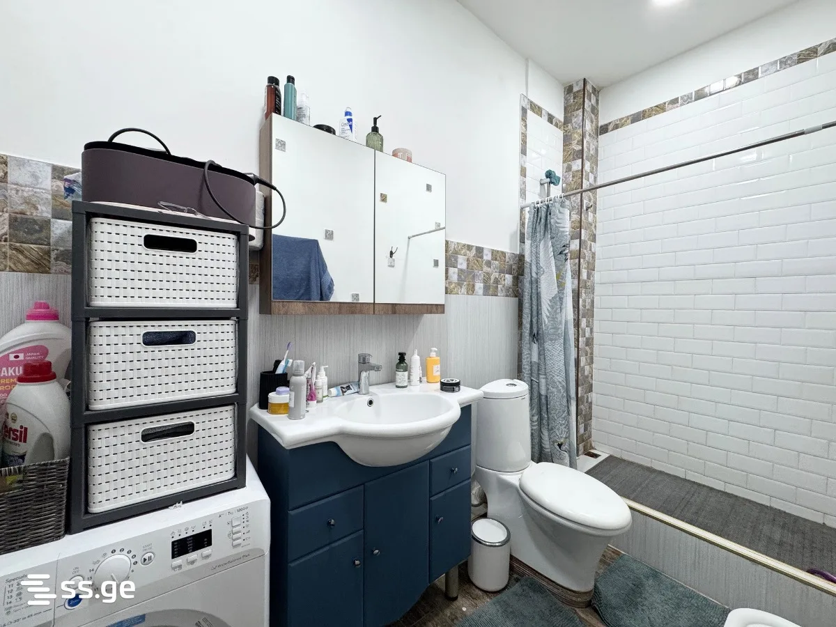 3 room Flat For Sale. Vera · 9/11
