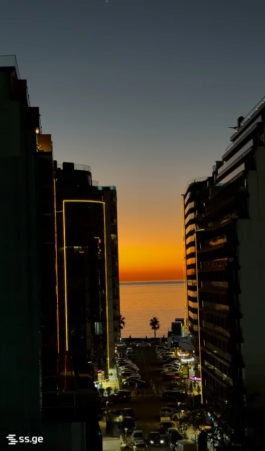 3 room Flat For Sale. Batumi · 4/12