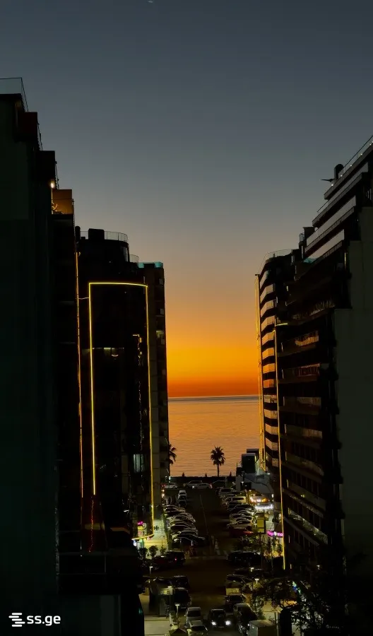 3 room Flat For Sale. Batumi · 4