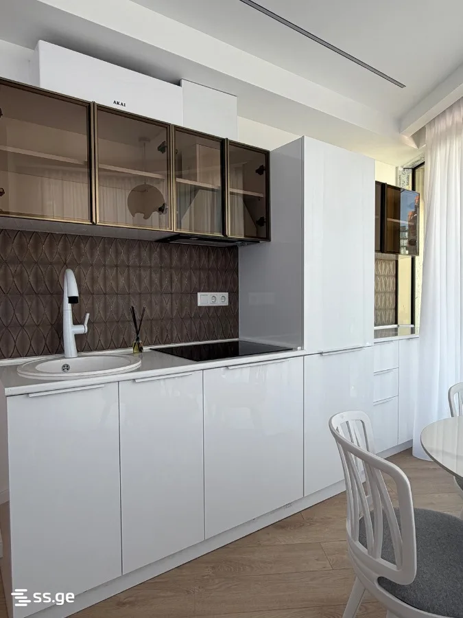 3 room Flat For Sale. Batumi · 8/12