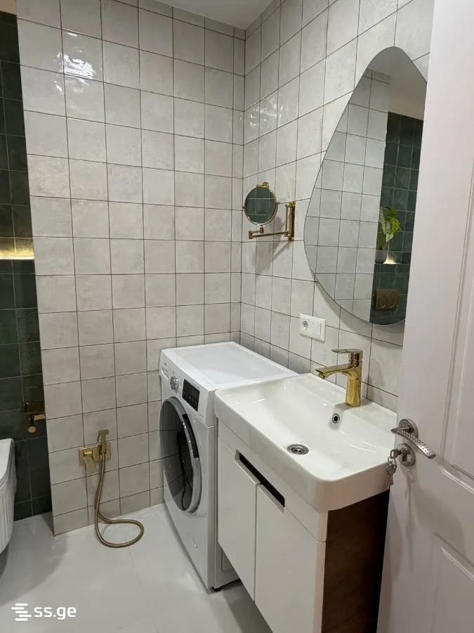 3 room Flat For Sale. Batumi · 9
