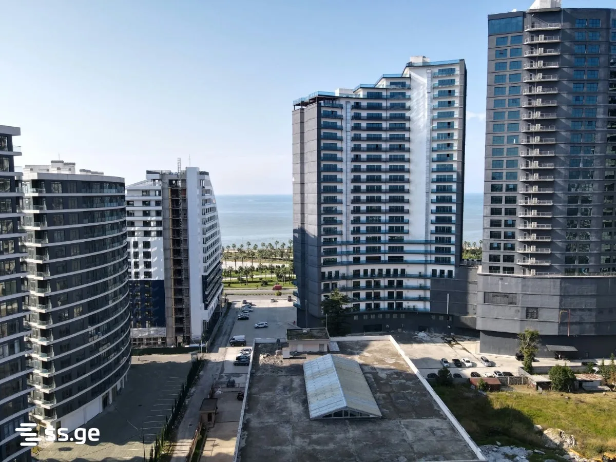 3 room Flat For Sale. Batumi · 6/12