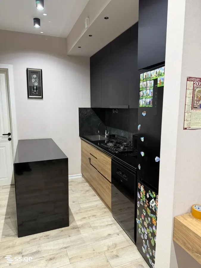 3 room Flat For Sale. Didi digomi · 3