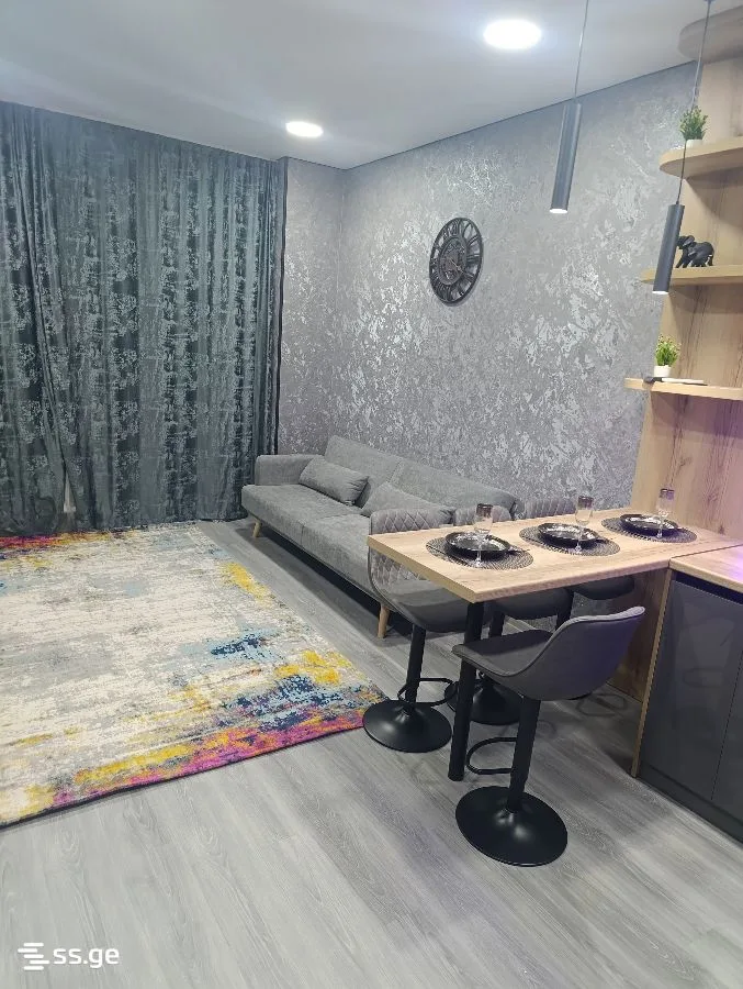 2 room Flat For Sale. Batumi · 4/8