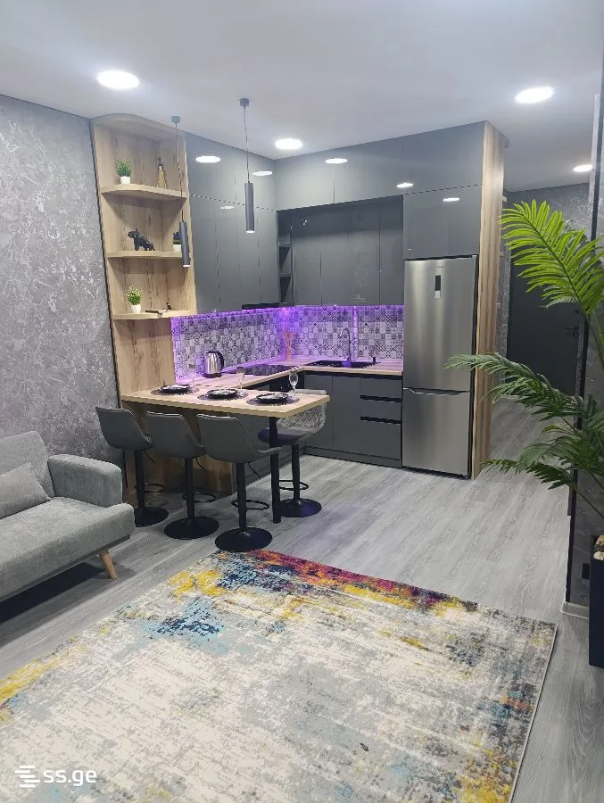 2 room Flat For Sale. Batumi · 6/8