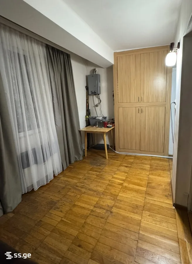 2 room Flat For Sale. Saburtalo · 7/11