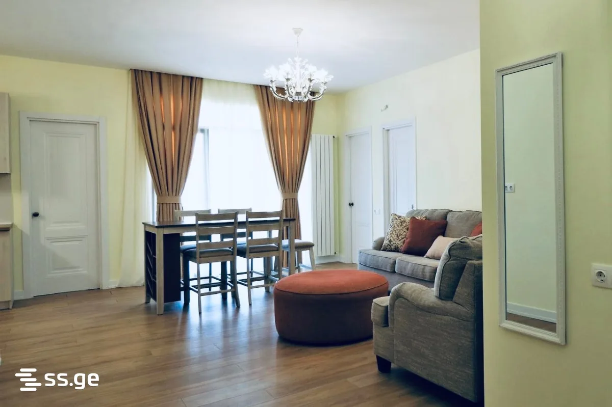 4 room Flat For Sale. Saburtalo · 1/12