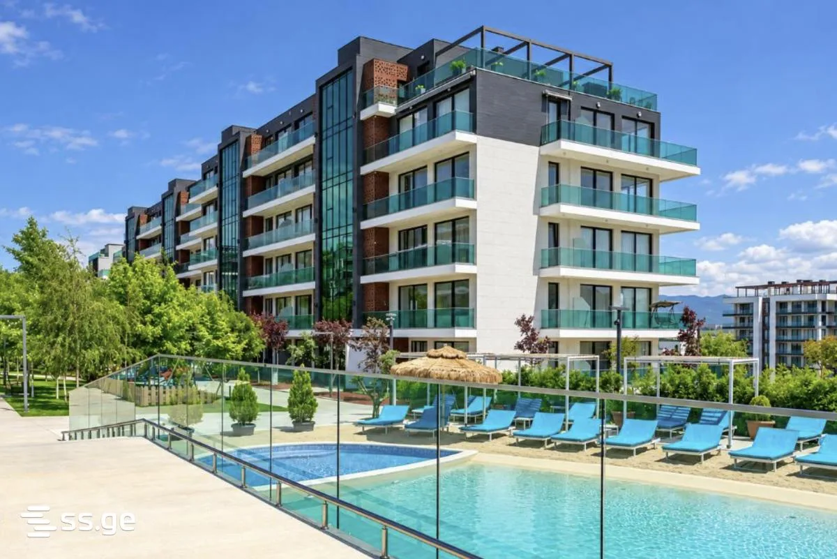 3 room Flat For Sale. Ortachala · 3/6