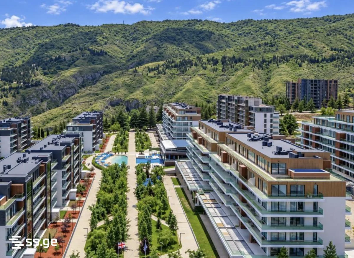 3 room Flat For Sale. Ortachala · 5/6