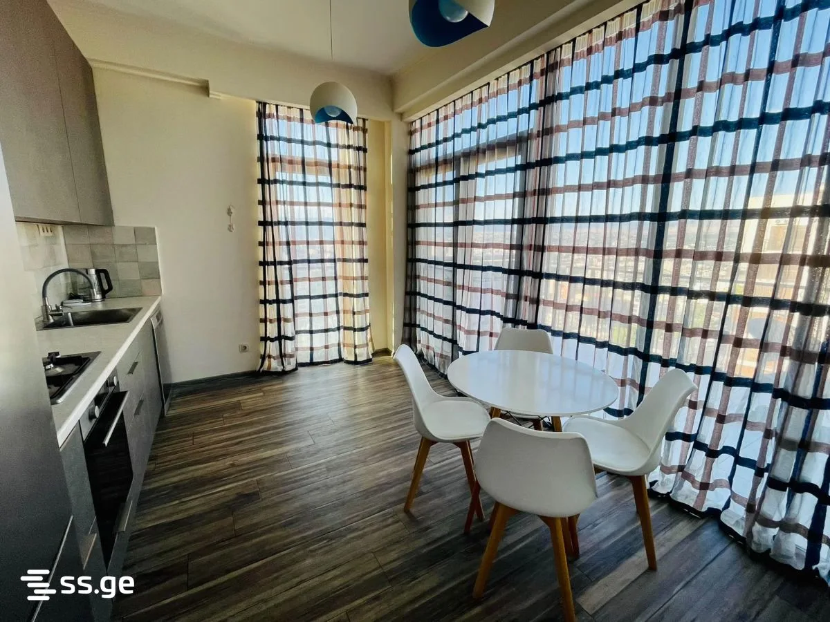 3 room Flat For Sale. Vake · 5/11
