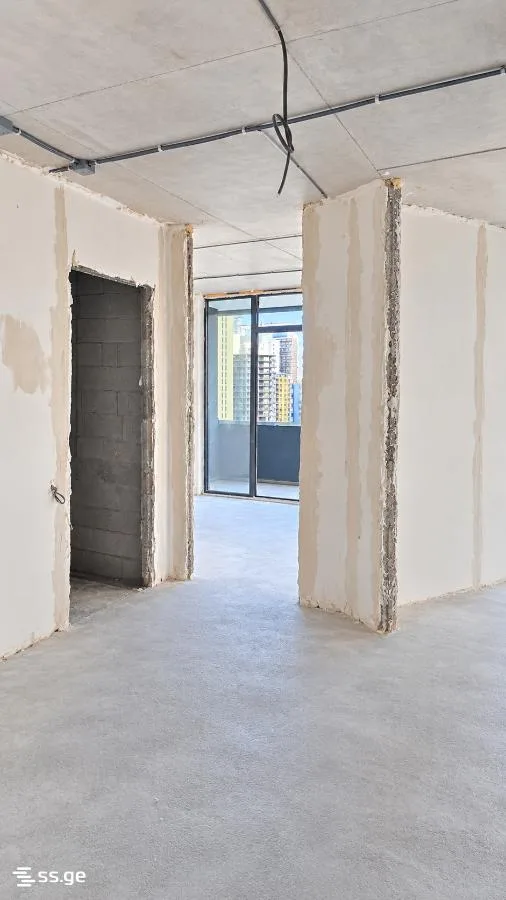 3 room Flat For Sale. Batumi · 7/12