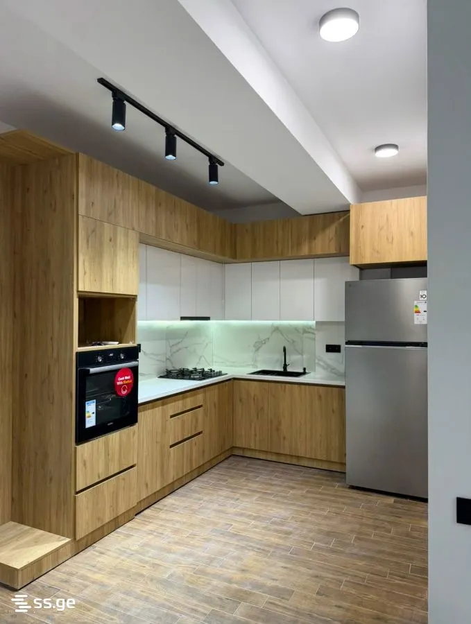 4 room Flat For Sale. Isani · 2