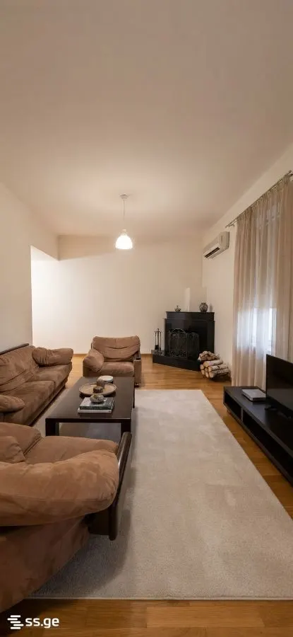 3 room Flat For Sale. Vera