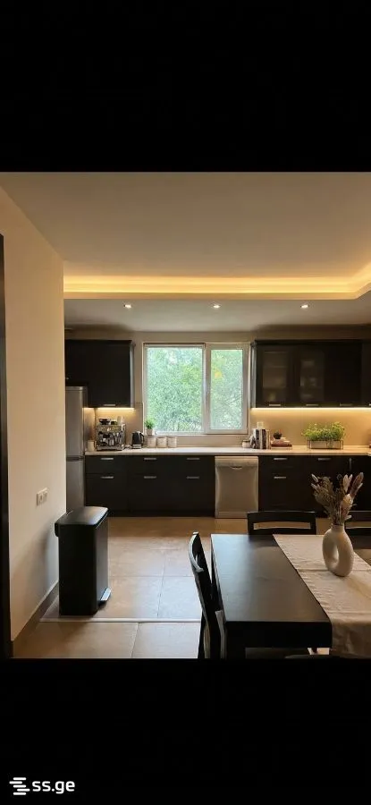 3 room Flat For Sale. Vera · 3