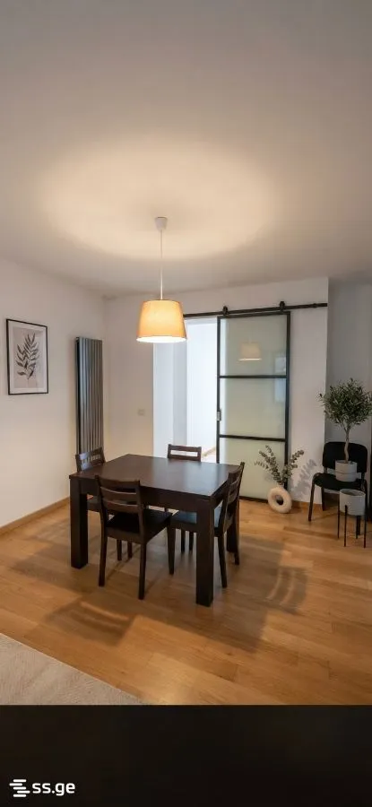 3 room Flat For Sale. Vera · 5