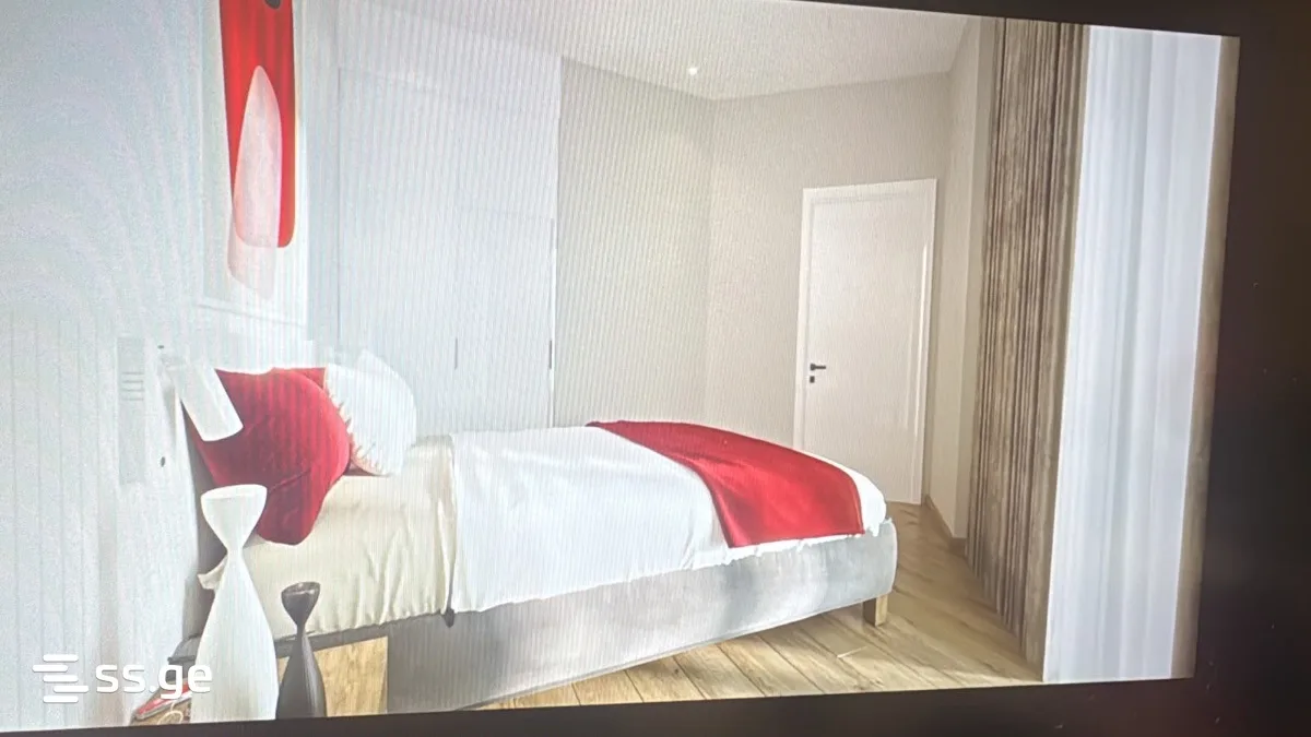 1 room Flat For Sale. Batumi · 2/12