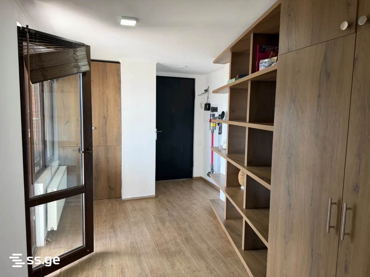 4 room Flat For Sale. Saburtalo · 7/12