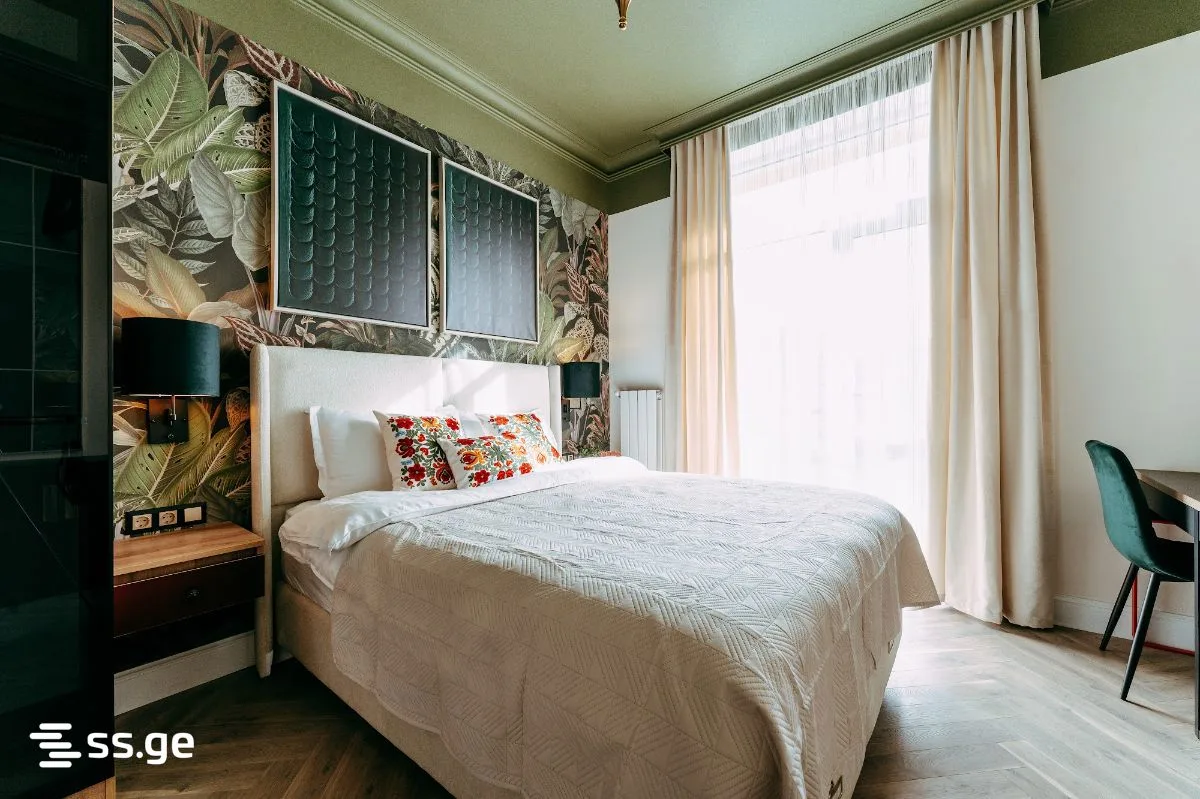 4 room Flat For Sale. Batumi · 7/12