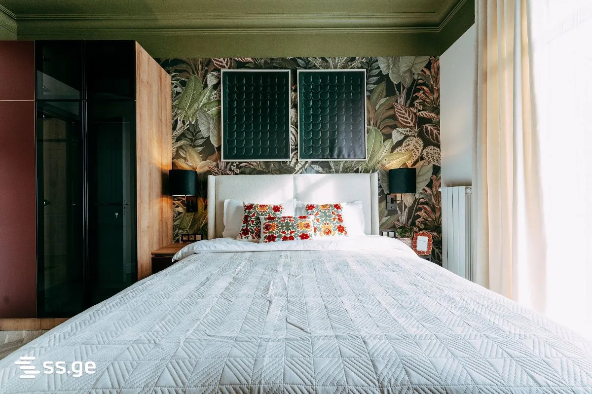 4 room Flat For Sale. Batumi · 8/12