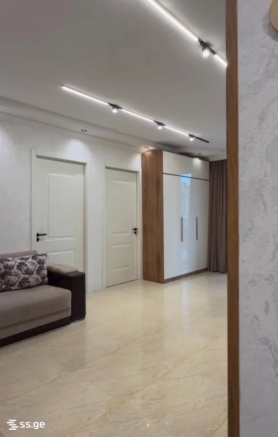 3 room Flat For Sale. Mukhiani · 8/12