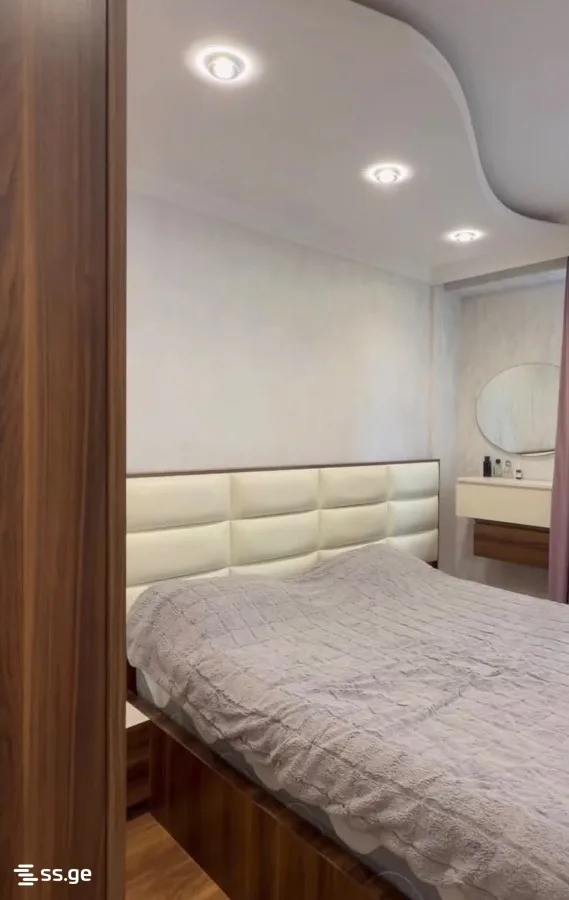 3 room Flat For Sale. Mukhiani · 10/12