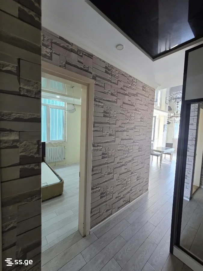 3 room Flat For Sale. Batumi · 7/11