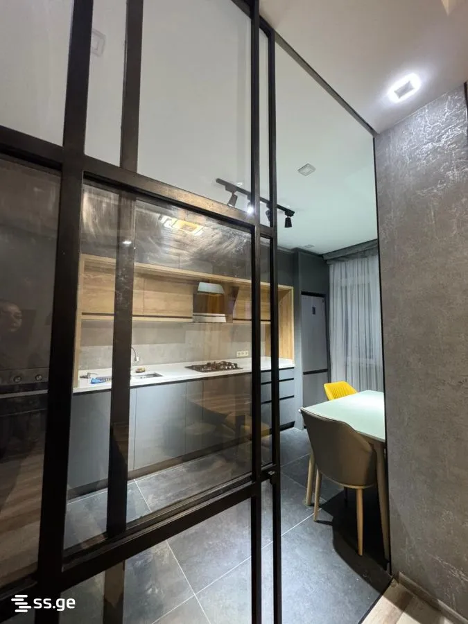 3 room Flat For Sale. Batumi · 8