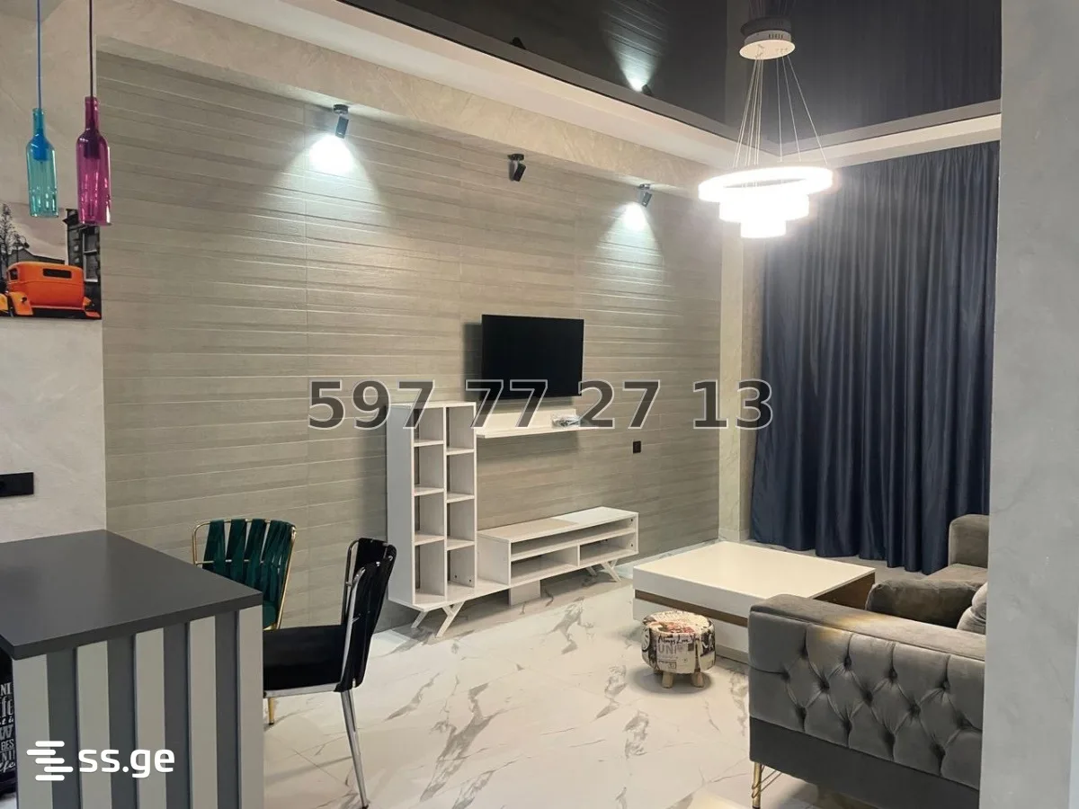 2 room Flat For Sale. Isani · 3/11