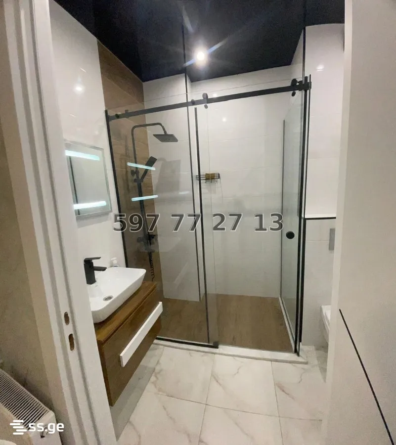 2 room Flat For Sale. Isani · 4