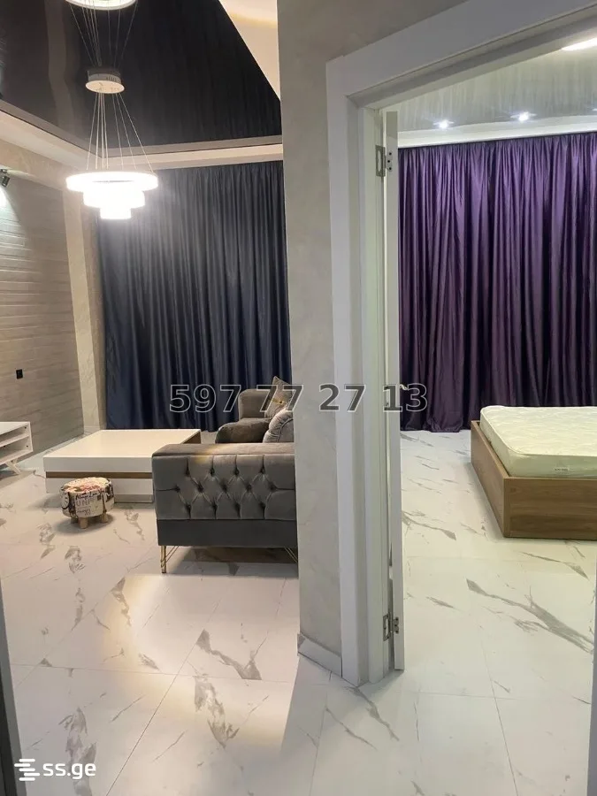2 room Flat For Sale. Isani · 8/11