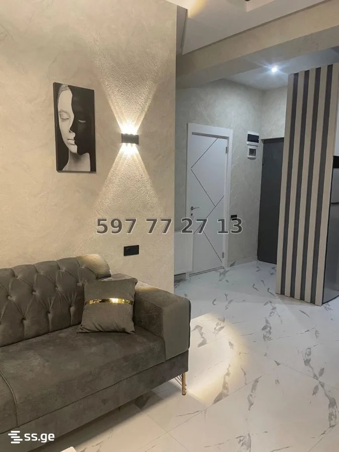2 room Flat For Sale. Isani · 10/11