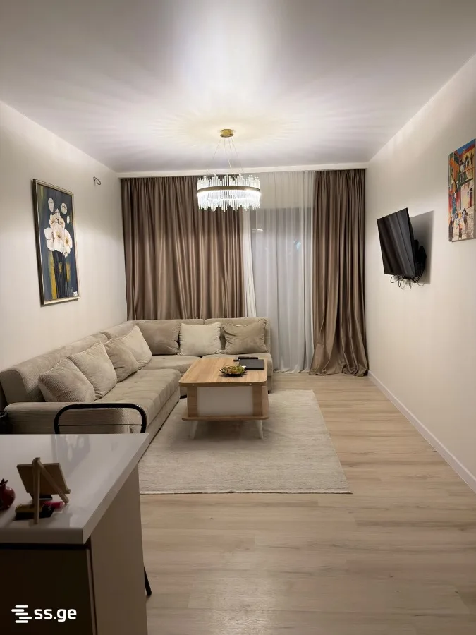 2 room Flat For Sale. Saburtalo · 8/12
