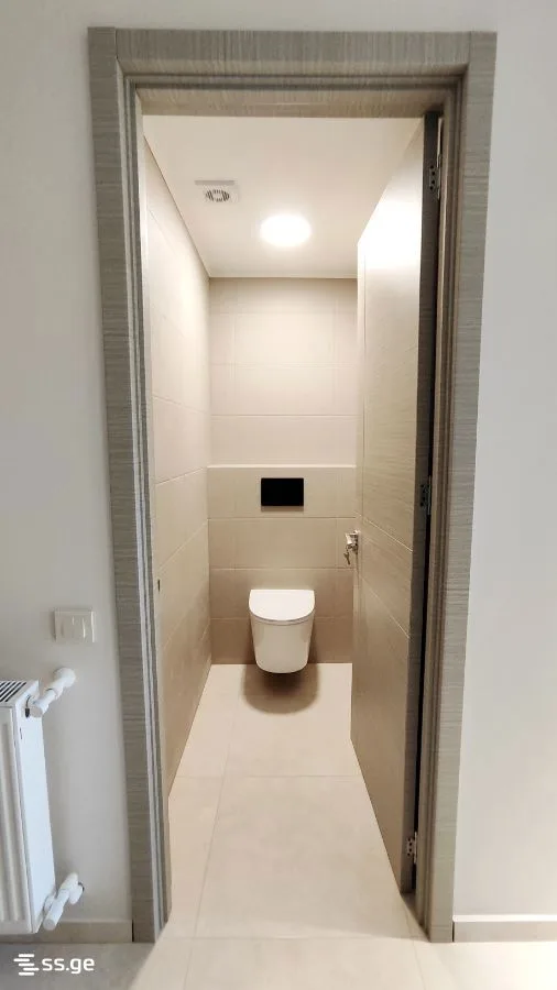 3 room Flat For Sale. Batumi · 2/12