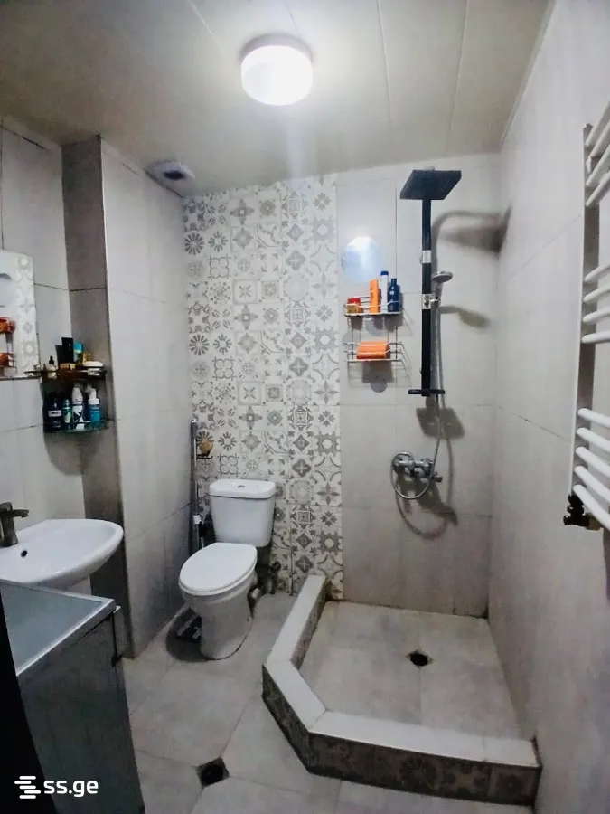 2 room Flat For Sale. Didi digomi · 4