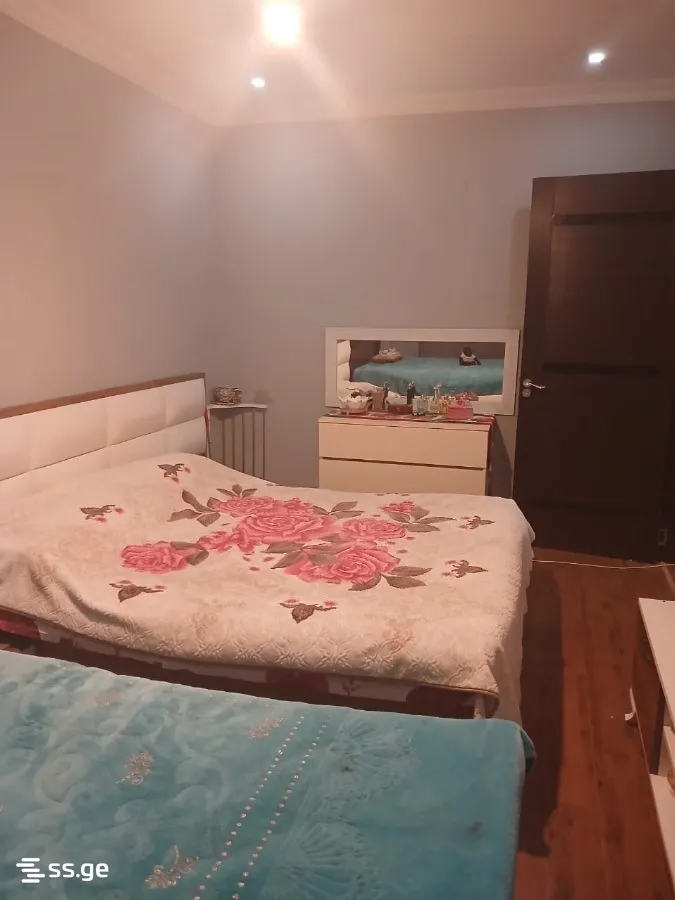2 room Flat For Sale. Didi digomi · 5