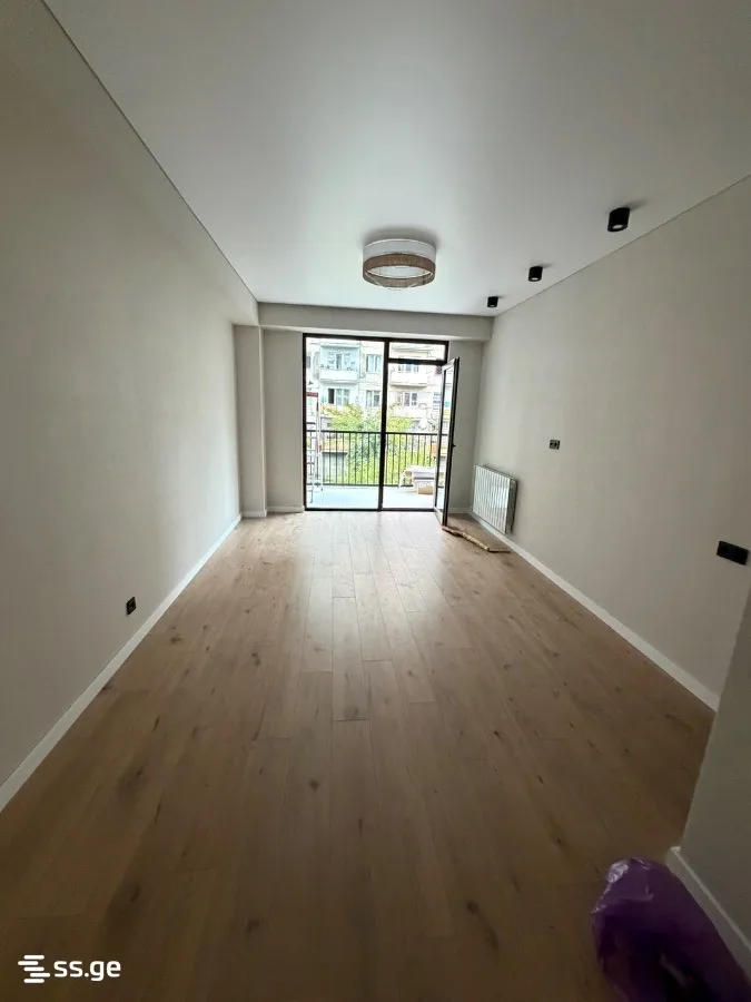 2 room Flat For Sale. Saburtalo · 7/7