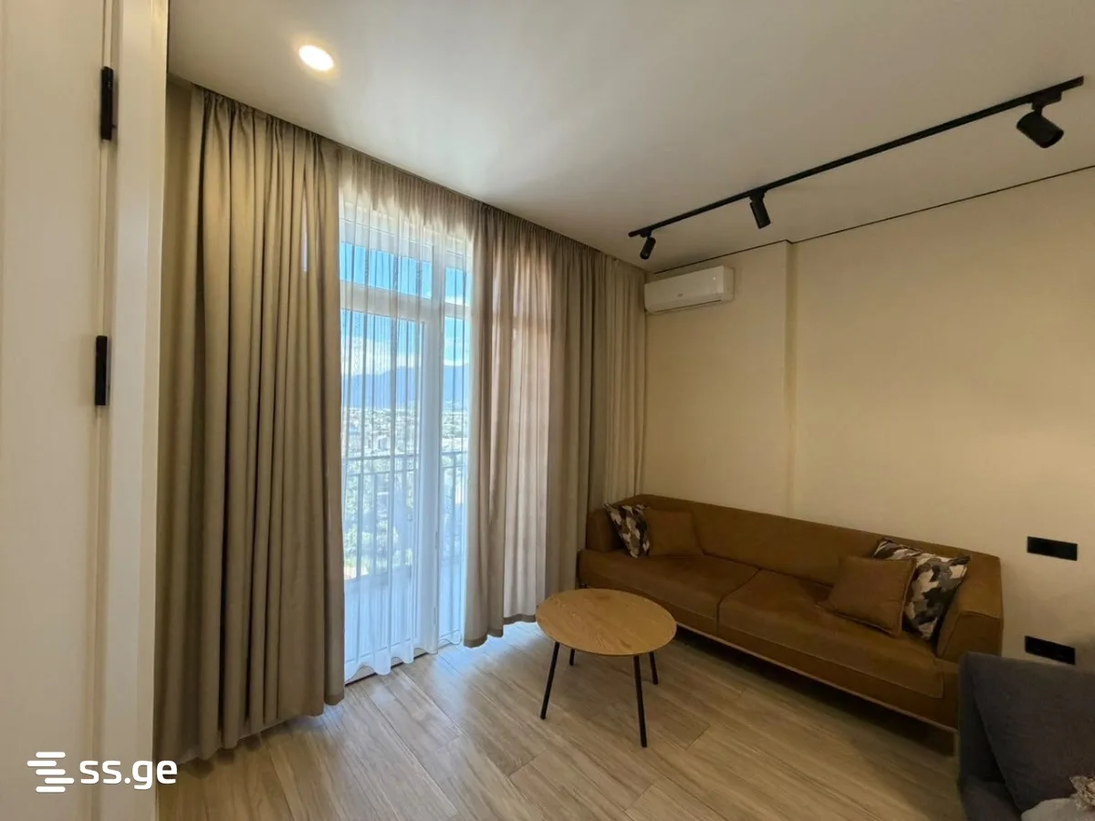 2 room Flat For Sale. Batumi · 2/8