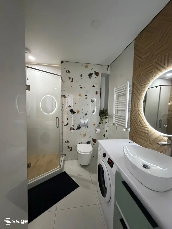 2 room Flat For Sale. Batumi · 3/8