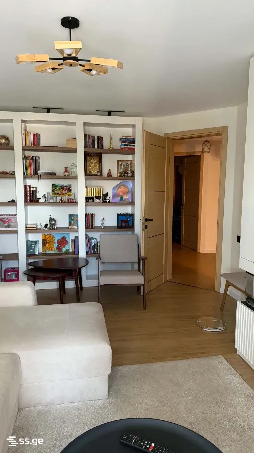 3 room Flat For Sale. Vake · 3