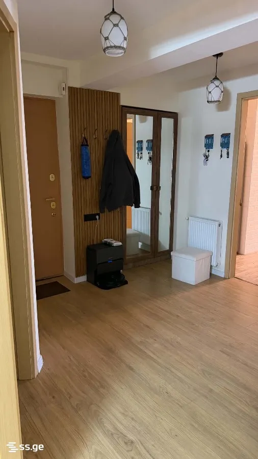 3 room Flat For Sale. Vake · 5
