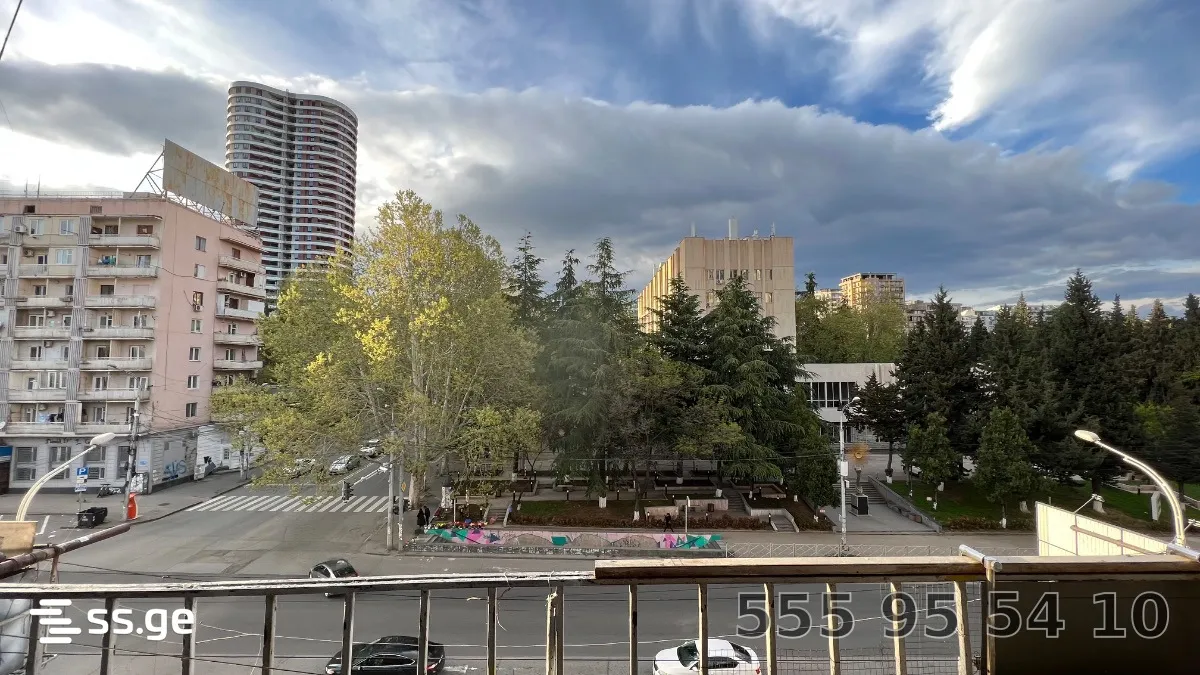 4 room Flat For Sale. Saburtalo · 10