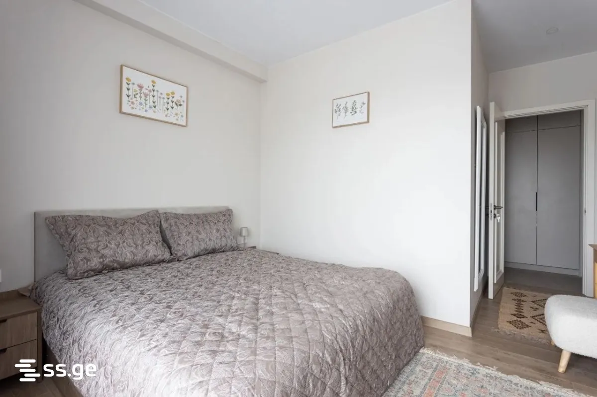 2 room Flat For Sale. Ortachala · 3